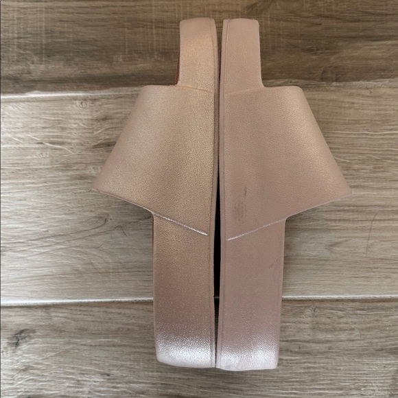 Yellowbox 10 Torrey slide sandals blush shimmer - Picture 4 of 6